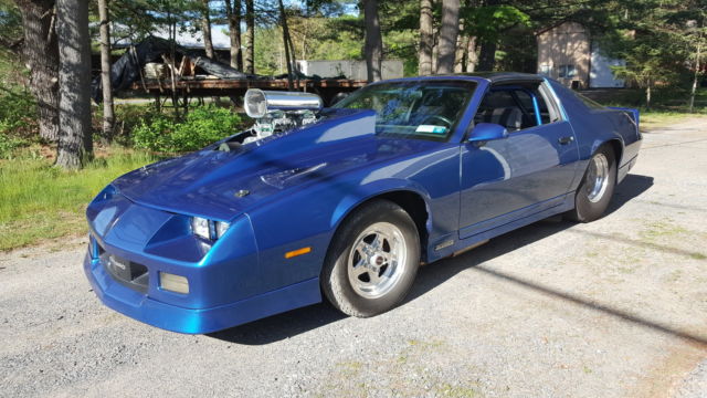 1986 Blue Chevrolet Camaro
