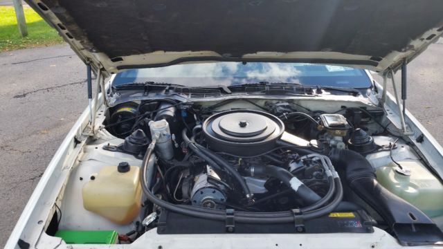 1986 White Chevrolet Camaro Coupe