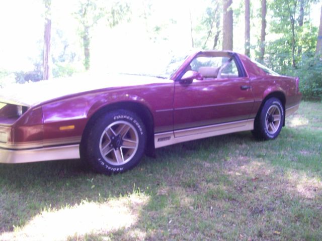 1986 Red Chevrolet Camaro Coupe