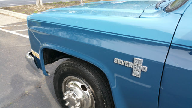 1986 Blue Chevrolet C/K Pickup 3500 Extended Crew Cab Pickup