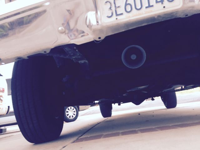 1986 white Chevrolet C-10 Cab & Chassis