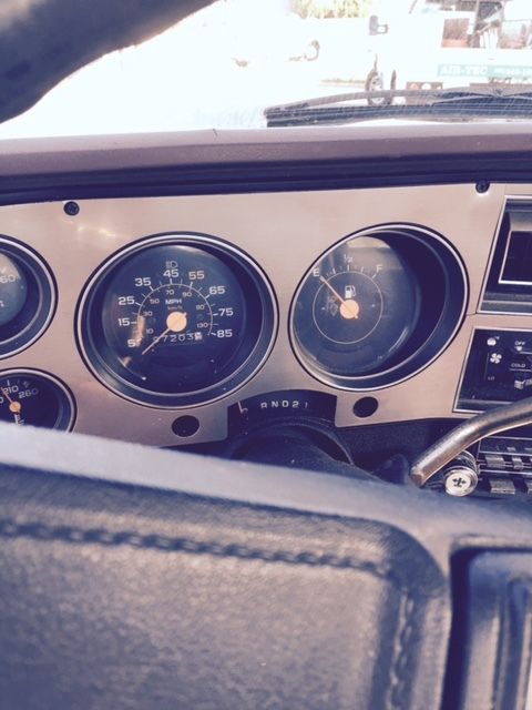 1986 white Chevrolet C-10 Cab & Chassis