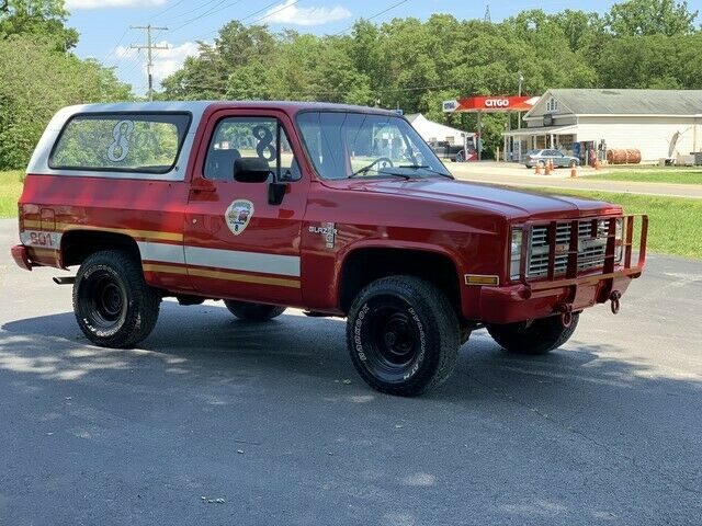 1986 Red Chevrolet Blazer SUV