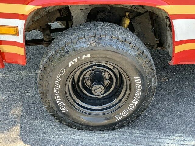 1986 Red Chevrolet Blazer SUV