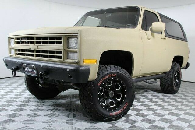 1986 Tan Chevrolet Blazer SUV