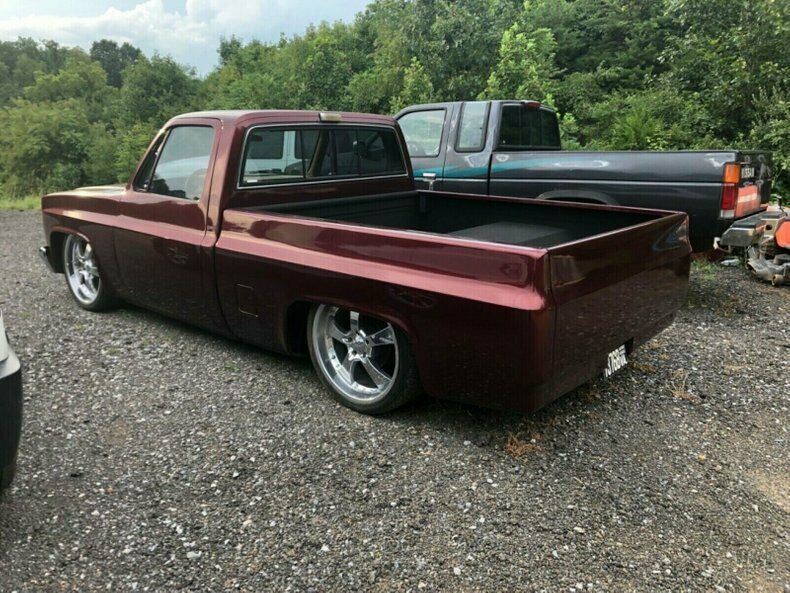 1986 Burgundy Chevrolet C-10 Pickup (Truck)
