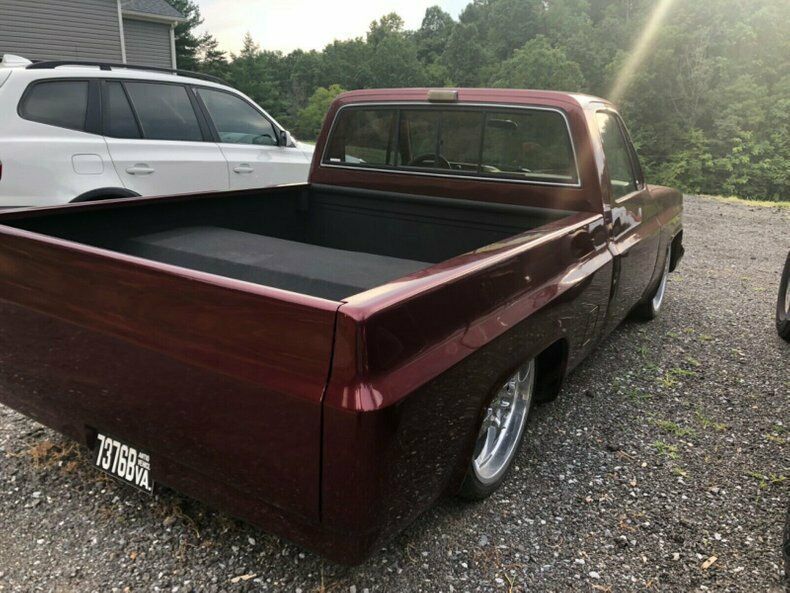 1986 Burgundy Chevrolet C-10 Pickup (Truck)