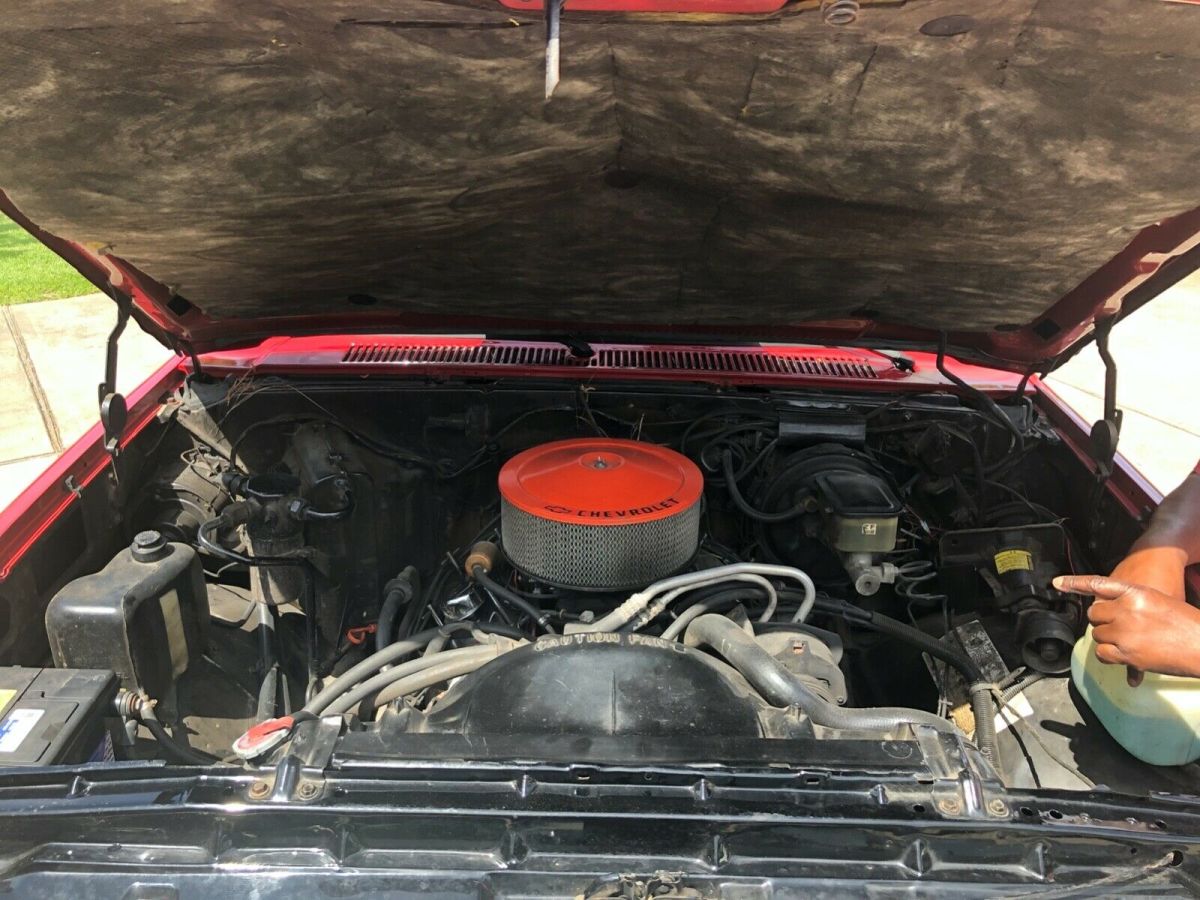 1986 Red Chevrolet C-10 Standard Cab Pickup