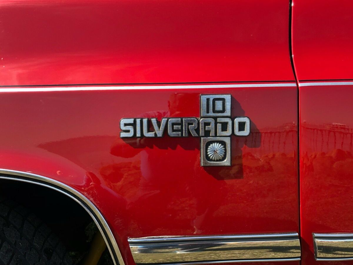 1986 Red Chevrolet C-10 Standard Cab Pickup