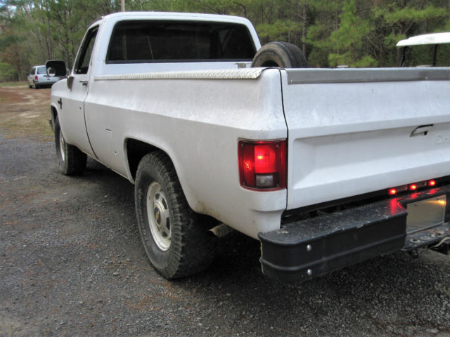 1986 White Chevrolet C/K Pickup 2500 Truck