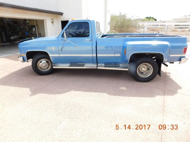 1986 Blue Chevrolet C-10 standard cab dooley, 8' box