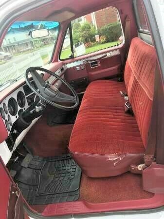 1986 White Chevrolet C-10