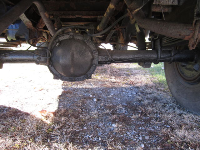1986 Gray Chevrolet C-10 Standard Cab Pickup