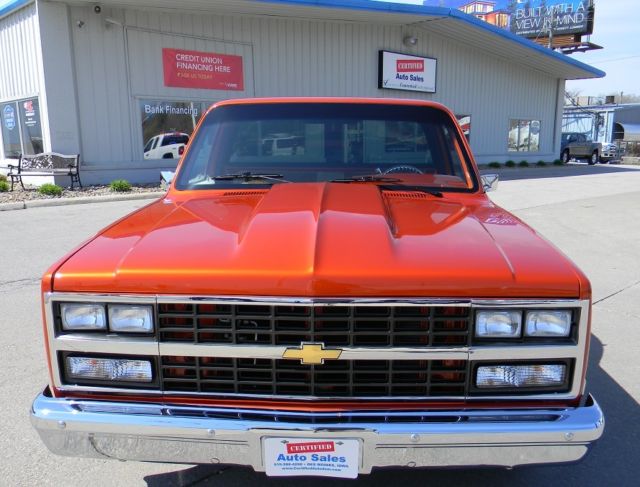 1986 Copper Chevrolet C-10 Standard Cab Pickup
