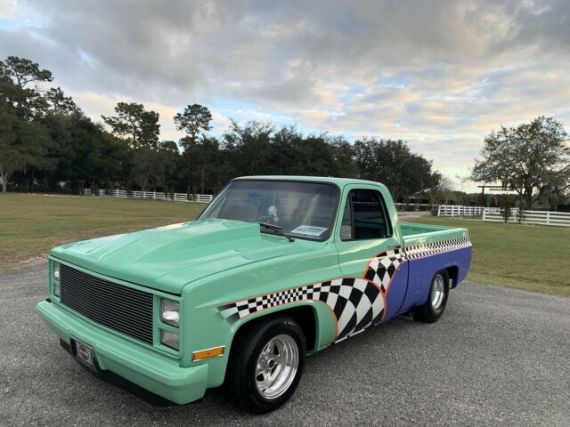 1986 Custom Chevrolet C-10 Standard Cab Pickup