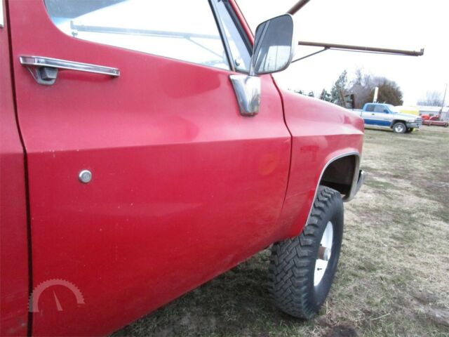 1986 Red Chevrolet C-10