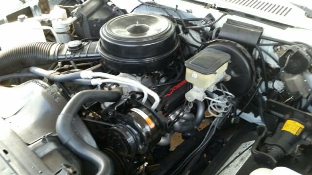 1986 White Chevrolet C-10 Standard Cab Pickup