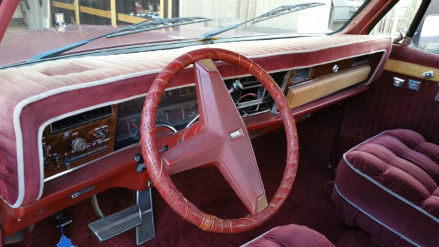 19860000 Maroon Chevrolet C-10 Extended Cab Pickup