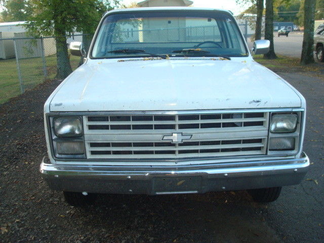 1986 WHITE Chevrolet C/K Pickup 2500 Standard Cab Pickup