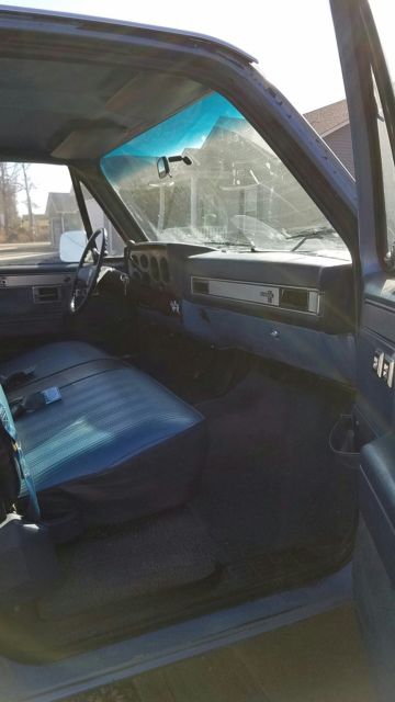 1986 Blue Chevrolet C/K Pickup 2500 Regular Cab LWB 3/4 Ton Pickup 