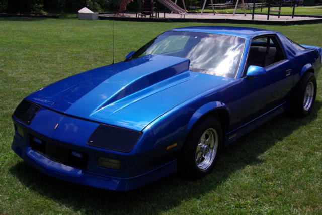 1986 Blue Chevrolet Camaro Coupe