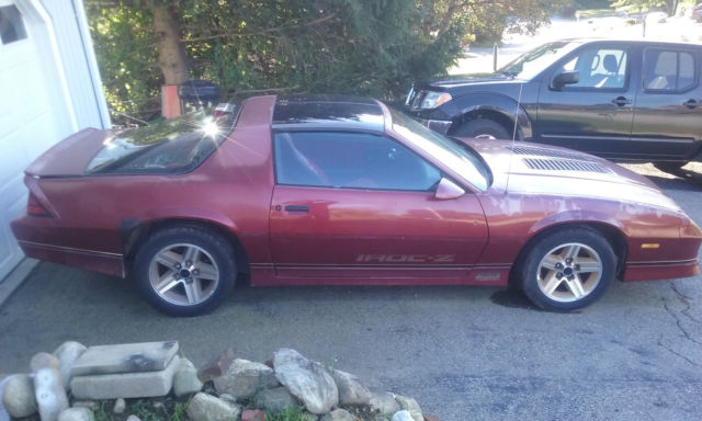 1986 Burgundy Chevrolet Camaro Coupe