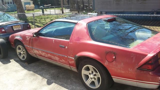 1986 Red Chevrolet Camaro Coupe