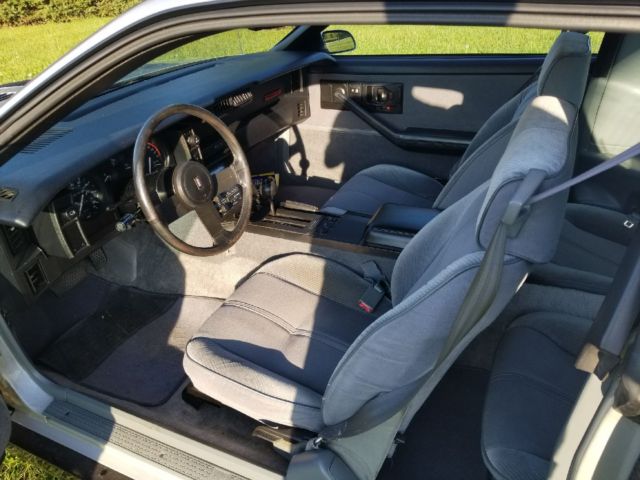 1986 Silver Chevrolet Camaro Coupe