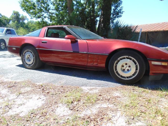 1986 Burgundy Chevrolet Corvette Coupe