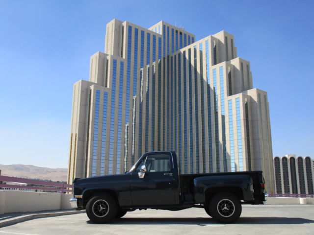 1986 Blue Chevrolet C-10 --