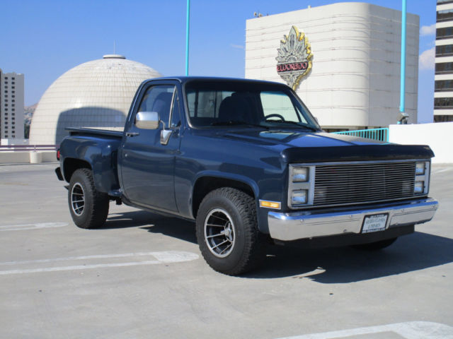 1986 Blue Chevrolet C-10 --