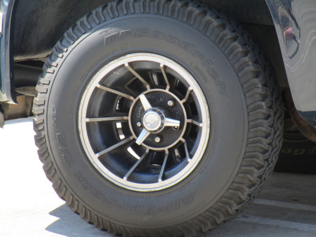 1986 Blue Chevrolet C-10 --