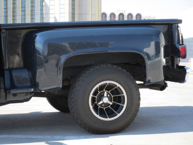 1986 Blue Chevrolet C-10 --