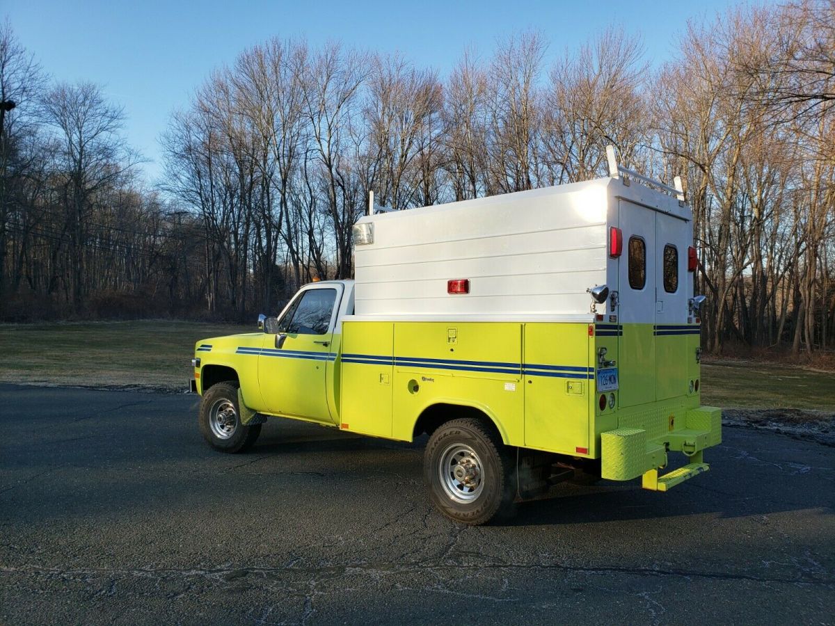 1986 Yellow Chevrolet C/K 30 Standard Cab Pickup