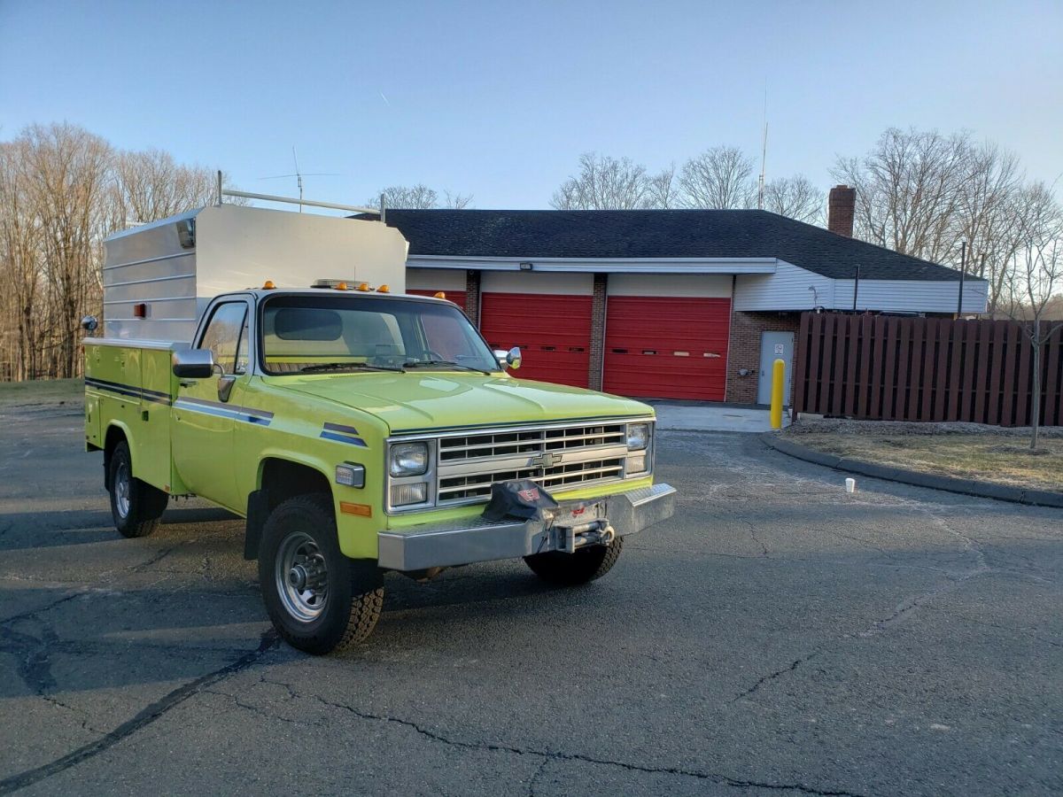 1986 Yellow Chevrolet C/K 30 Standard Cab Pickup