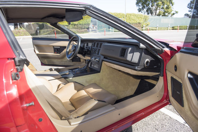 1986 Red Chevrolet Corvette Coupe