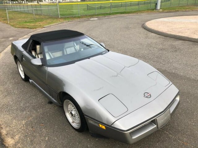 1986 Red Chevrolet Corvette Convertible