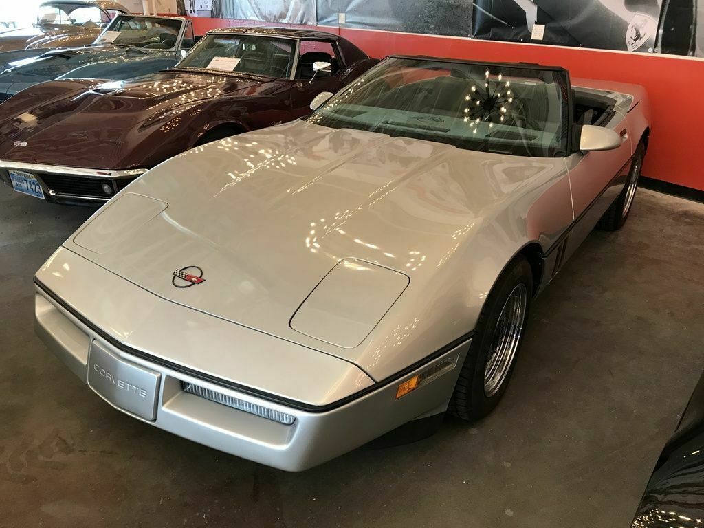 1986 Silver Chevrolet Corvette Indy 500 Edition --