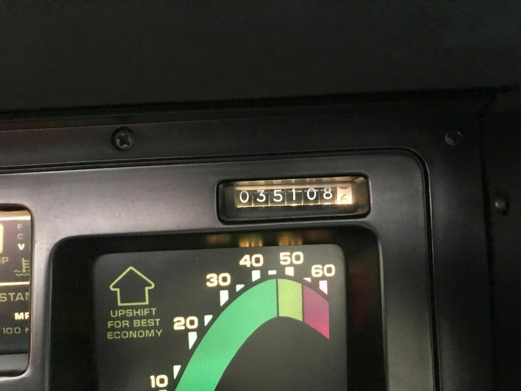 1986 Silver Chevrolet Corvette Indy 500 Edition --