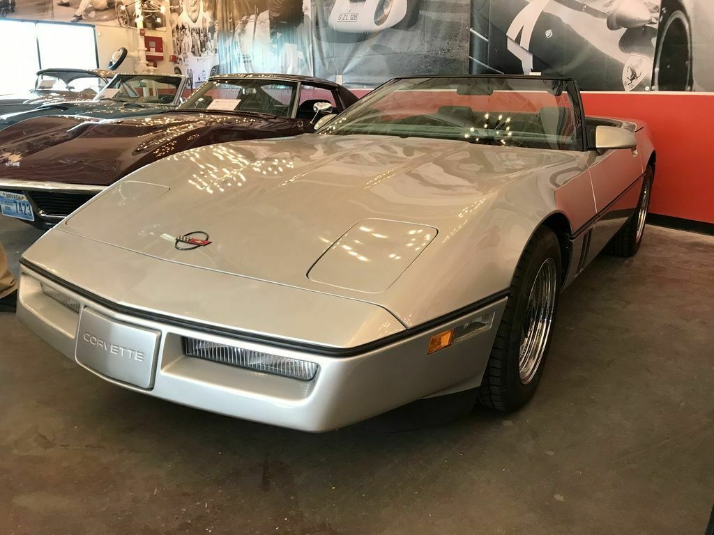 1986 Silver Chevrolet Corvette Indy 500 Edition --