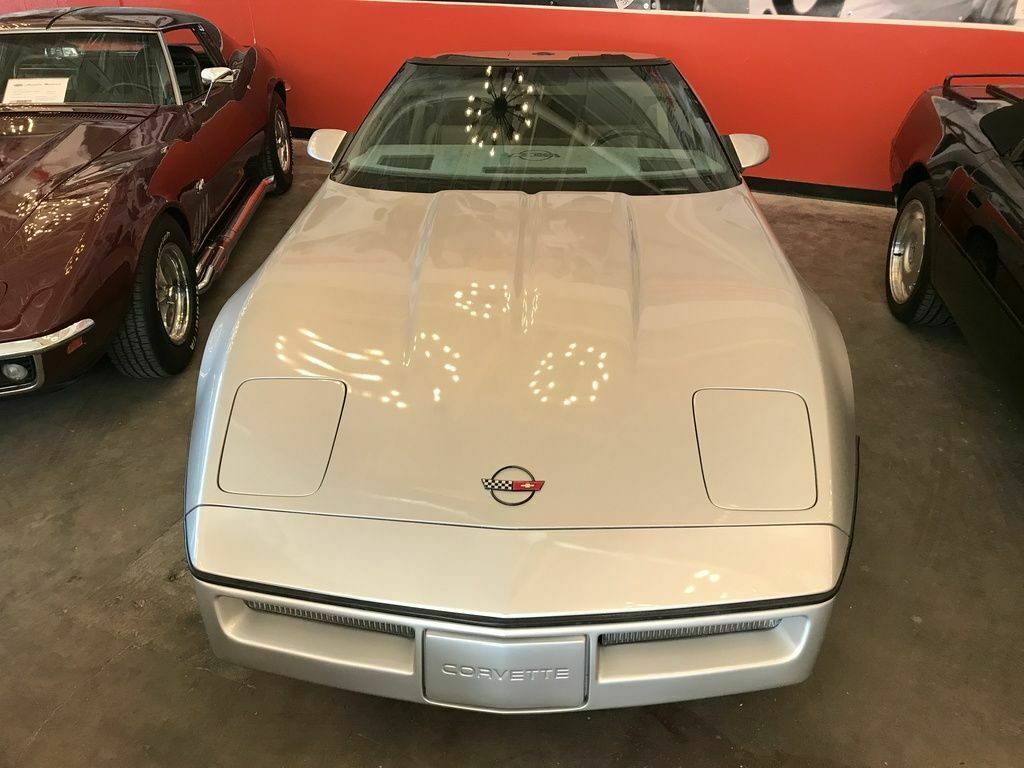 1986 Silver Chevrolet Corvette Indy 500 Edition --