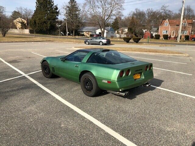1986 Green Chevrolet Corvette Coupe