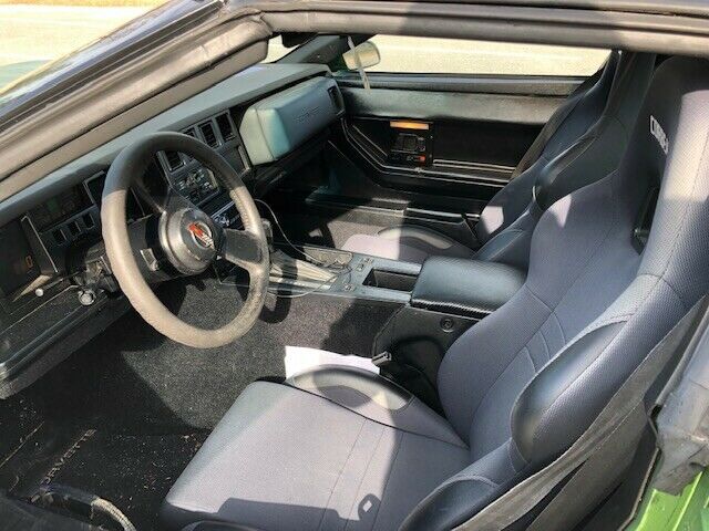 1986 Green Chevrolet Corvette Coupe