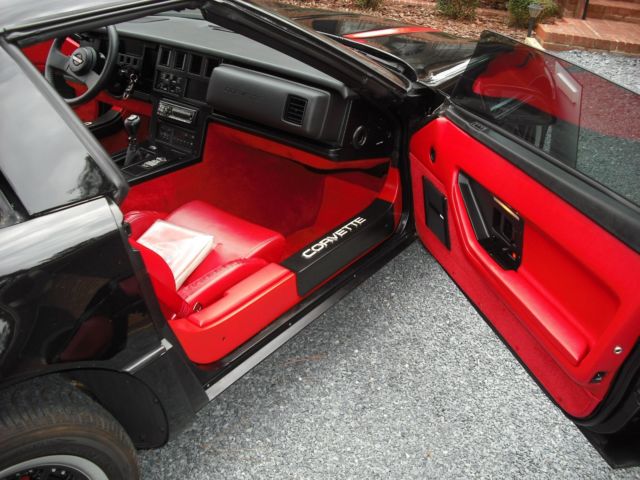 1986 Black Chevrolet Corvette Coupe