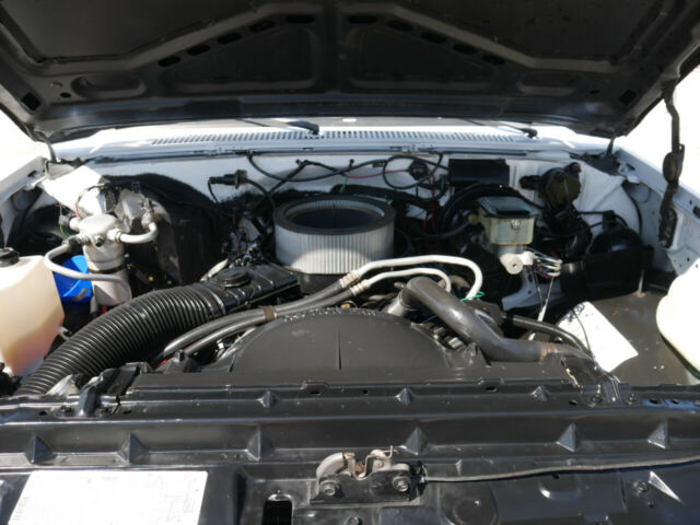 1986 White Chevrolet Other --