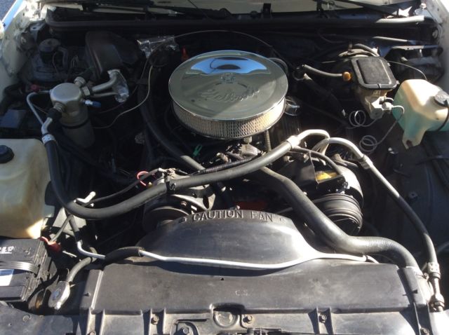 1986 White Chevrolet El Camino Cab & Chassis