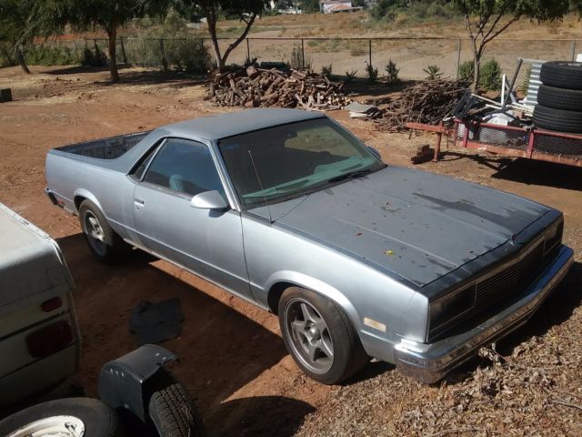 1986 Silver / grey two tone Chevrolet El Camino Car/trucks