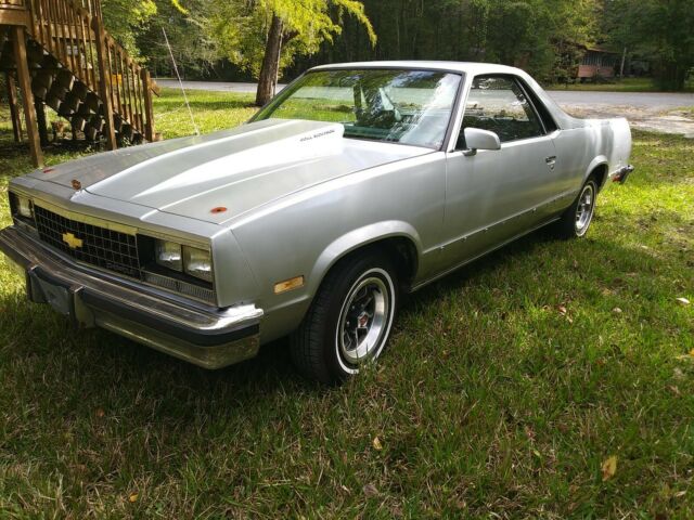 1986 Silver Metallic Chevrolet El Camino Pickup