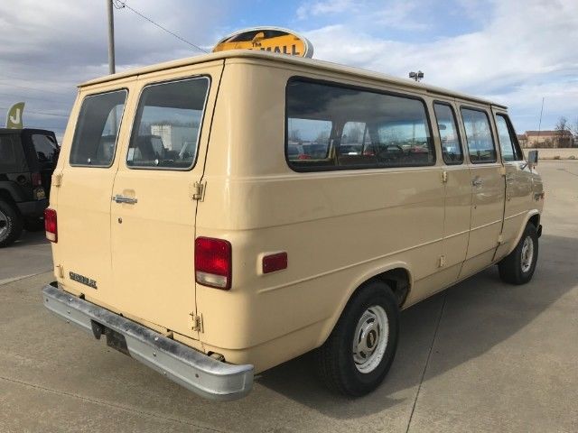 1986 Beige Chevrolet G20 Van --