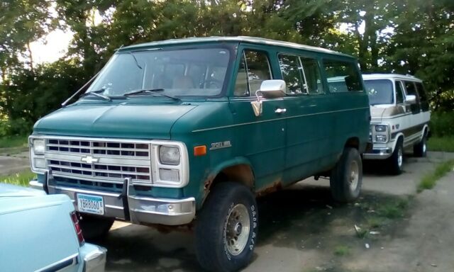 1986 Green Chevrolet G20